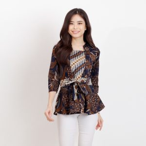 Blouse Batik Modern Peplum Nayara – Motif Parang Floral Navy